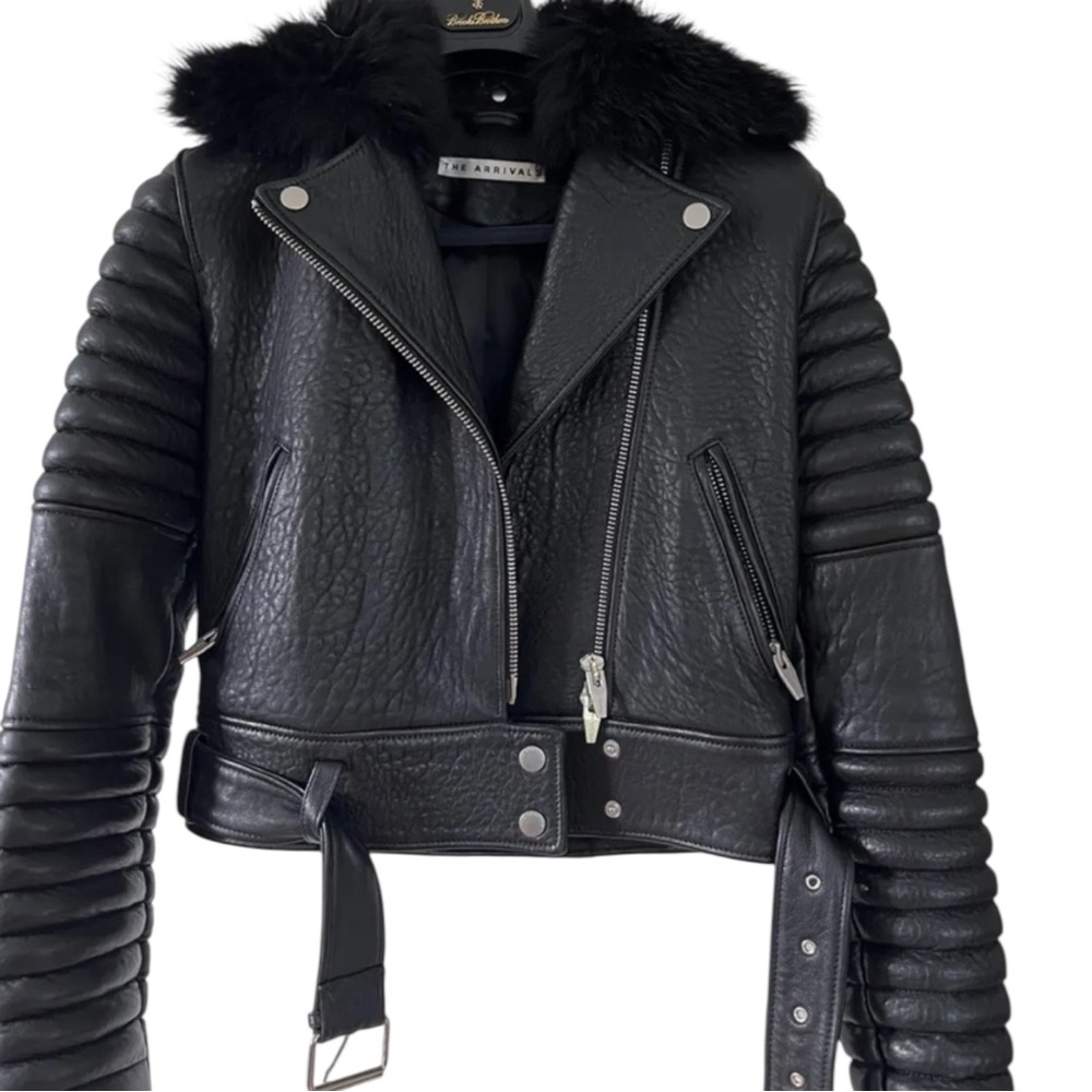 THE ARRIVALS Rainier Pebbled
Lamb Leather Jacket w/ Removable Fur Collar, XS - Picture 4 of 16